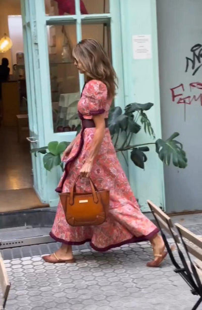 Tosia – Elegant long dress with puffy sleeves