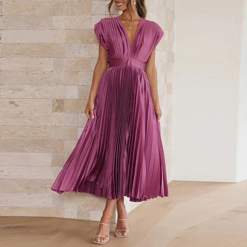 chloe-new-dress-for-women-with-pleats