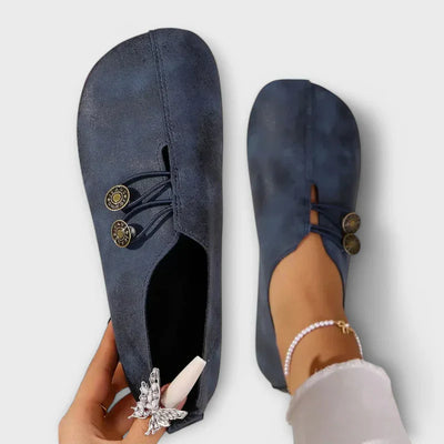 NOIRA SUEDE LOAFER