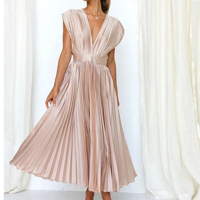 chloe-new-dress-for-women-with-pleats